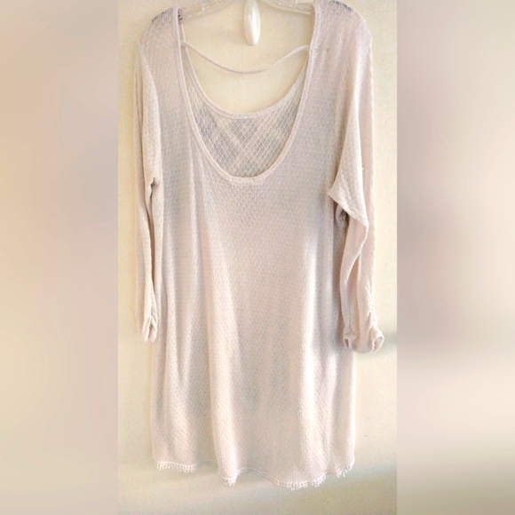 MAURICES WOMEN'S PLUS SIZE 1 LIGHTWEIGHT TUNIC SWEATER CREAM METALLIC GOLD DESIG - Picture 2 of 8